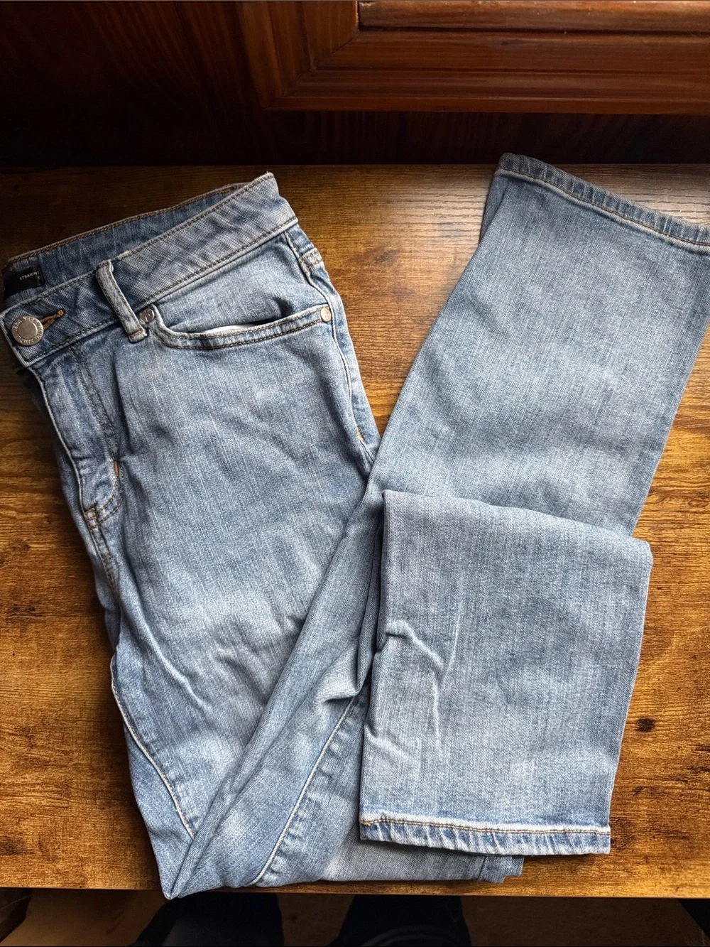 Simply Vera Wang Women’s Size 8 Medium Blue Straight Leg Jeans